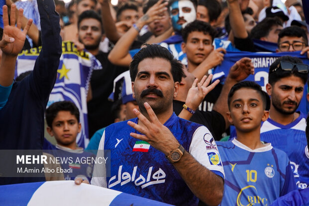 لیگ برتر فوتبال - سپاهان و استقلال