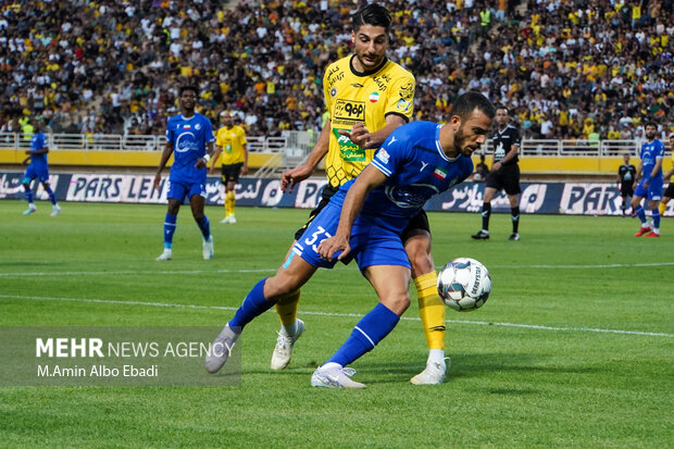 لیگ برتر فوتبال - سپاهان و استقلال