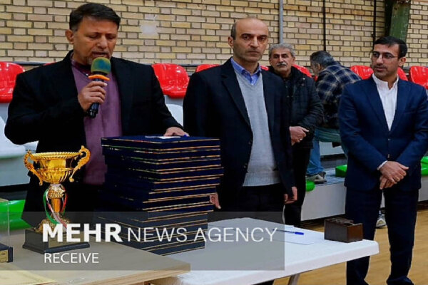 قهرمانی کرمان در مسابقات کشوری والیبال سازمان دامپزشکی؛تهران سوم شد قهرمانی کرمان در مسابقات کشوری والیبال سازمان دامپزشکی؛تهران سوم شد