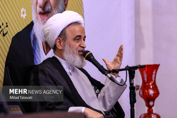 شانزدهمین سالگرد ارتحال «آیت الله محمدتقی بهجت» در فومن