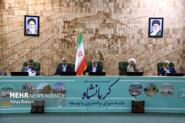 روز دوم سفر رئیس‌جمهور به کرمانشاه