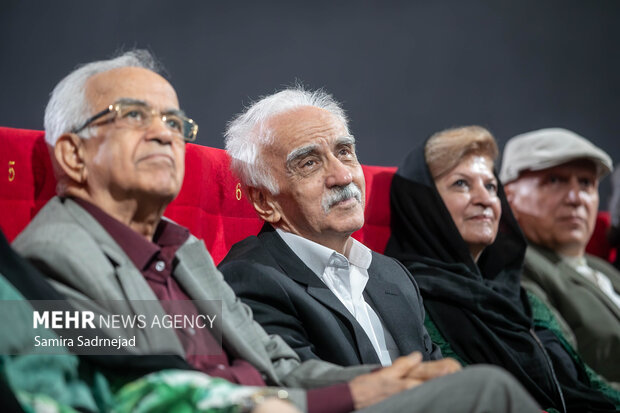 پنجمین دوره اهدای نشان عالی خورشید