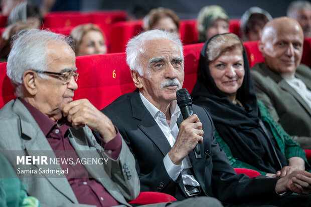 پنجمین دوره اهدای نشان عالی خورشید