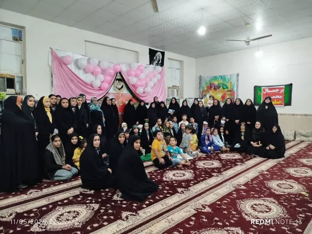 برنامههای فرهنگی باید مردم را به مسجد جذب کند