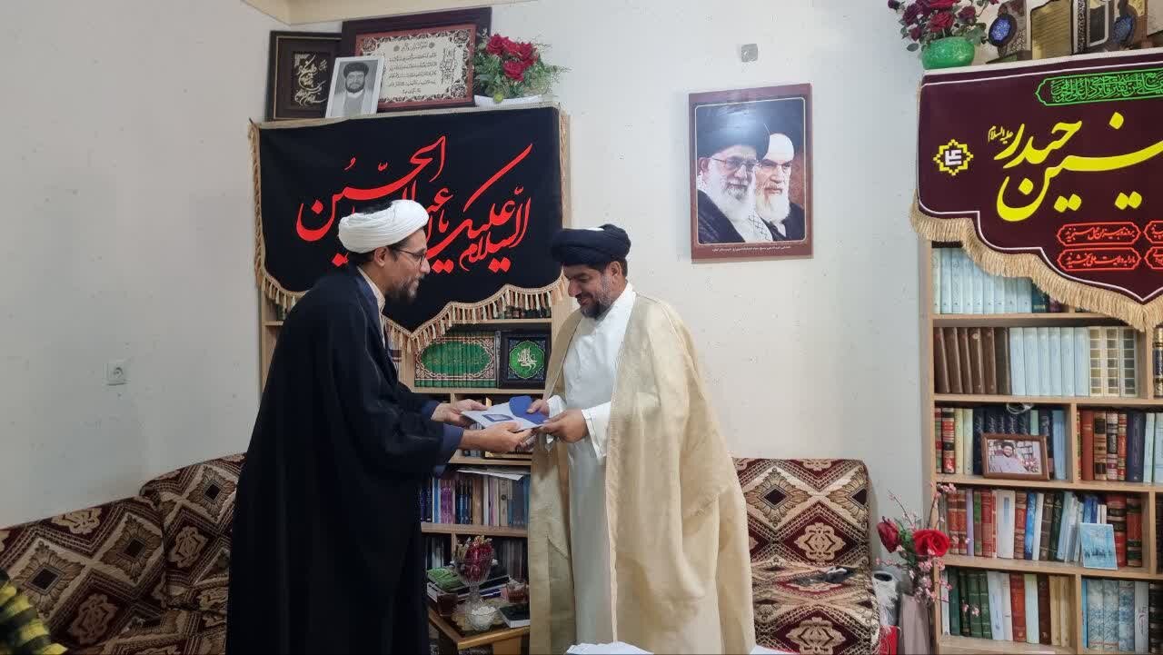 انس با قرآن تضمین کننده سعادت جامعه است