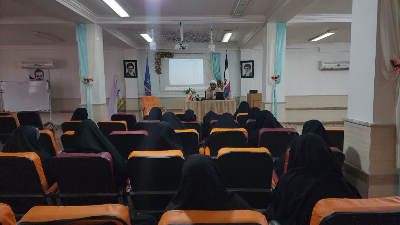 تدبر،كريم،تربيت،دوره،مربي