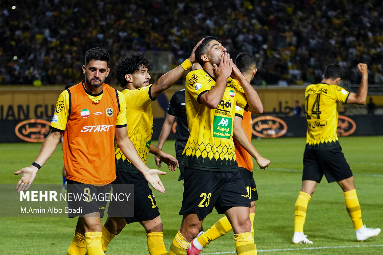 لیگ برتر فوتبال - سپاهان و استقلال