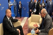 Aliyev ve Paşinyan bir araya geldi