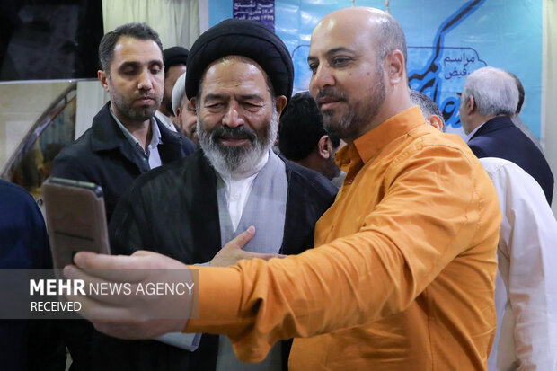 مراسم دعای کمیل زائران ایرانی در مدینه منوره
