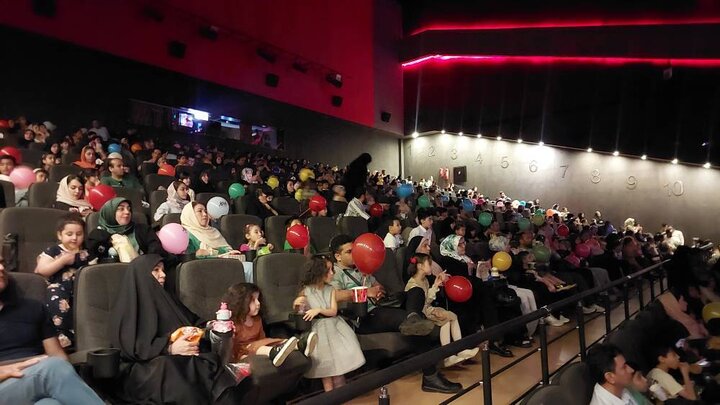 اکران مردمی انیمیشن سینمایی رویا شهر در مشهد