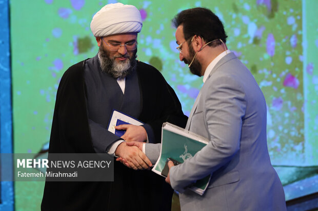 اختتامیه پویش «زندگی با آیه ها» برگزار شد