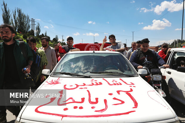 جشن قهرمانی تراکتور در استادیوم یادگار امام تبریز