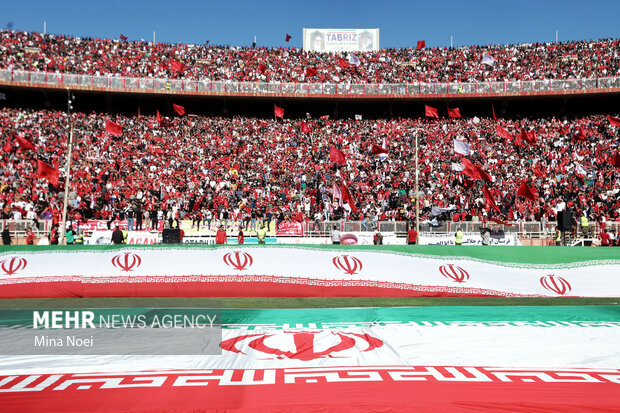 جشن قهرمانی تراکتور در استادیوم یادگار امام تبریز
