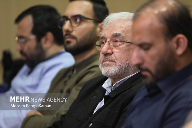 آیین رونمایی از بازطراحی نشان دانشگاه بین المللی سوره