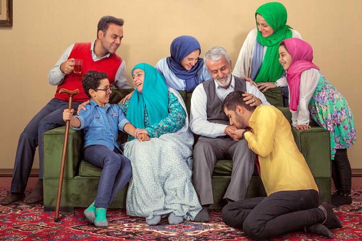 سالمندان؛ گنجینههای زندهای که نباید فراموش شوند! سالمندان؛ گنجینههای زندهای که نباید فراموش شوند!