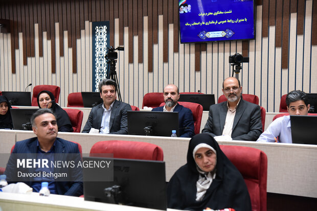 نشست سخنگوی دولت با اصحاب رسانه مشهد