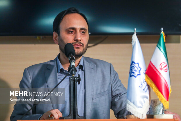 افتتاح نمایشگاه عکاسی تشییع خادمان حرم ایران
