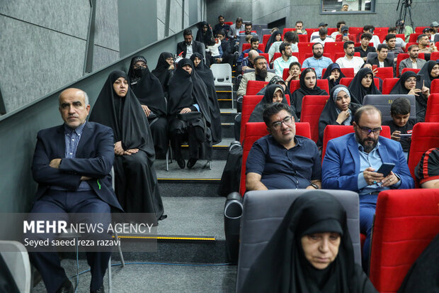 مراسم بزرگداشت شهید امیرعبدالهیان و شهدای خدمت