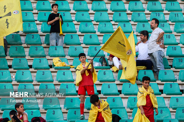 فجر سپاسی قهرمان لیگ آزادگان