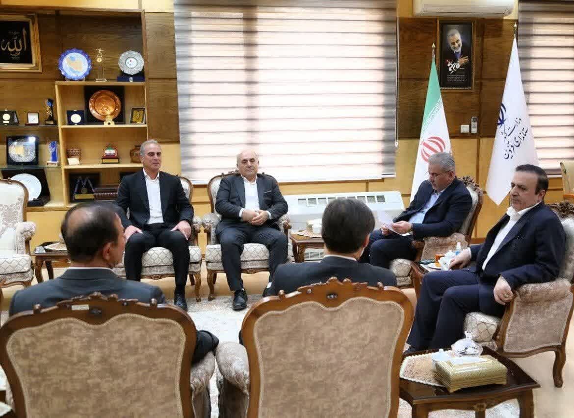 شمس آذر در مسیر بحران جدید