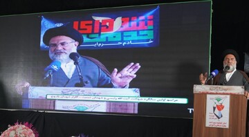پاسداری از ارزشهای اسلامی و رفع مشکلات مردم مهمترین ویژگی شهید رئیسی