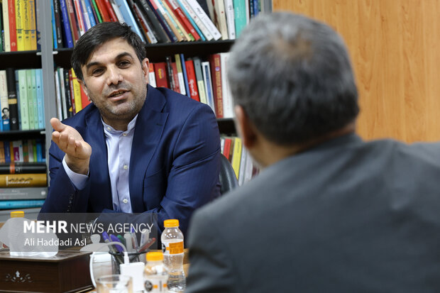 بازدید معاون وزیر ارتباطات و رئیس فناوری اطلاعات ایران از خبرگزاری مهر