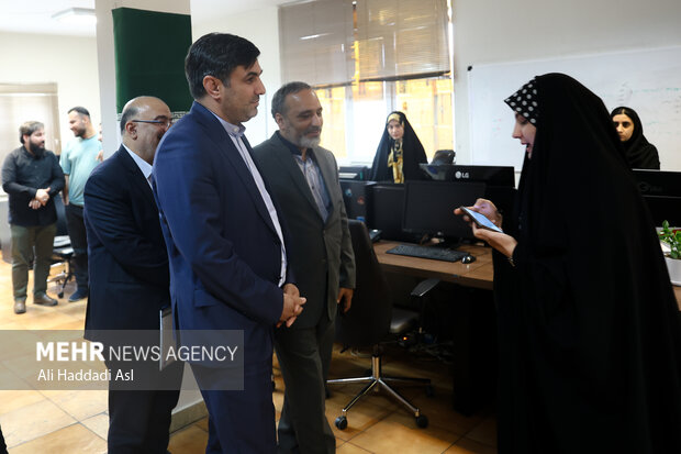 بازدید معاون وزیر ارتباطات و رئیس فناوری اطلاعات ایران از خبرگزاری مهر