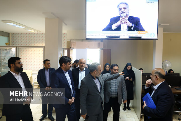 بازدید معاون وزیر ارتباطات و رئیس فناوری اطلاعات ایران از خبرگزاری مهر