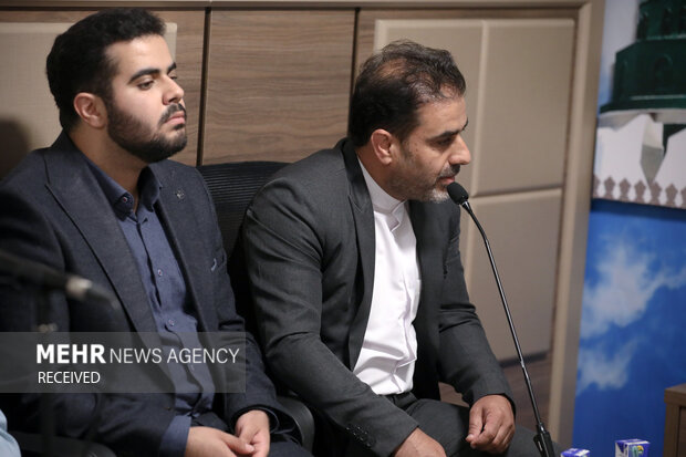 دیدار کاروان قرآنی نور با سرپرست حجاج ایرانی در مدینه منوره