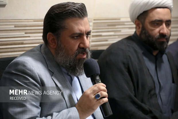 دیدار کاروان قرآنی نور با سرپرست حجاج ایرانی در مدینه منوره