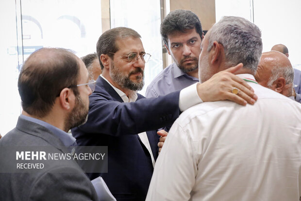 بازدید سرزده سرپرست حجاج ایرانی از هتل جراند حیات