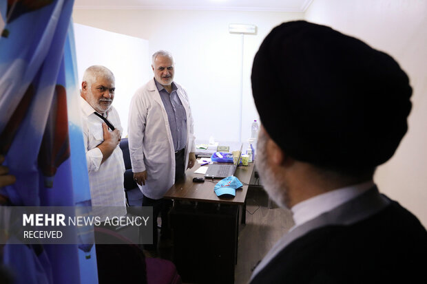 بازدید سرزده سرپرست حجاج ایرانی از هتل جراند حیات