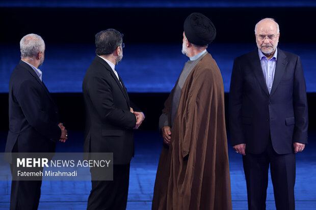 مراسم رونمایی از سمفونی «روایت پرواز اردیبهشت»