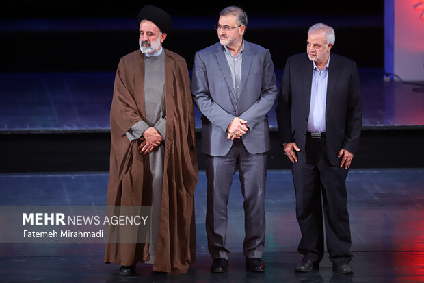 مراسم رونمایی از سمفونی «روایت پرواز اردیبهشت»