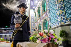 آیین غبارروبی ضریح مطهر آستان مقدس امامزاده صالح (ع)