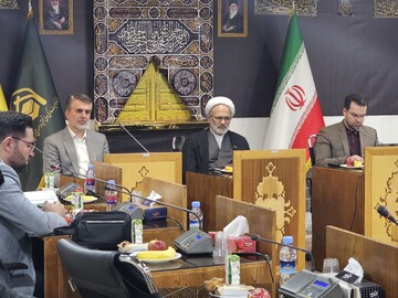 نشست شورای قرآنی کمیته فرهنگی آموزشی اربعین برگزار شد