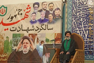 شهید رئیسی مقابل مردم فروتن و دربرابر دشمنان و زیاده خواهان استوار بود