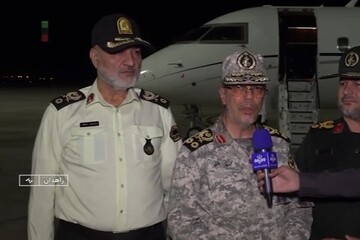اللواء باقري: إغلاق الحدود البرية في شرق ايران يجري بجدية