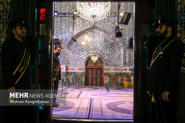 آیین غبارروبی ضریح مطهر آستان مقدس امامزاده صالح (ع)