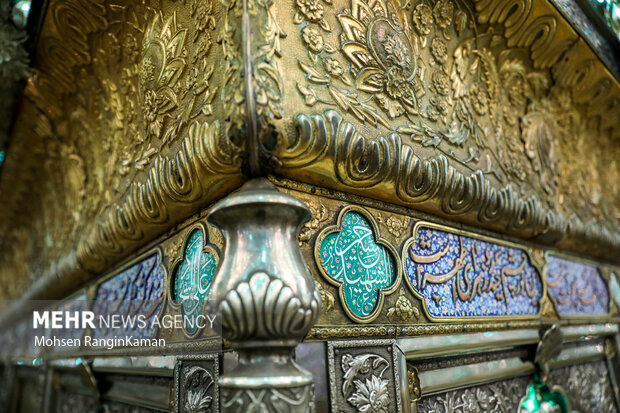 آیین غبارروبی ضریح مطهر آستان مقدس امامزاده صالح (ع)