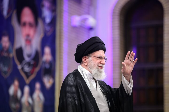 برگزاری مراسم بزرگداشت شهید رئیسی با حضور رهبر انقلاب