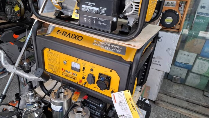 خاطرات دهه ۶۰ با قطع برق زنده شد؛ موتور برق بهتر از چراغ نفتی