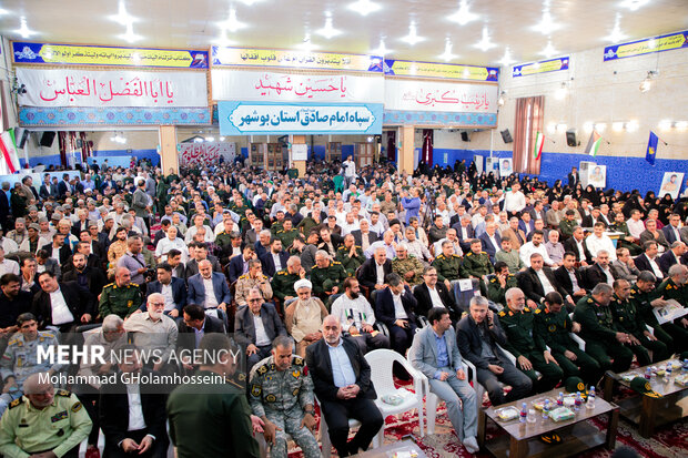 آئین تکریم و معارفه فرمانده سپاه امام صادق (ع) استان بوشهر