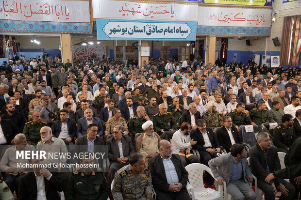 آئین تکریم و معارفه فرمانده سپاه امام صادق (ع) استان بوشهر