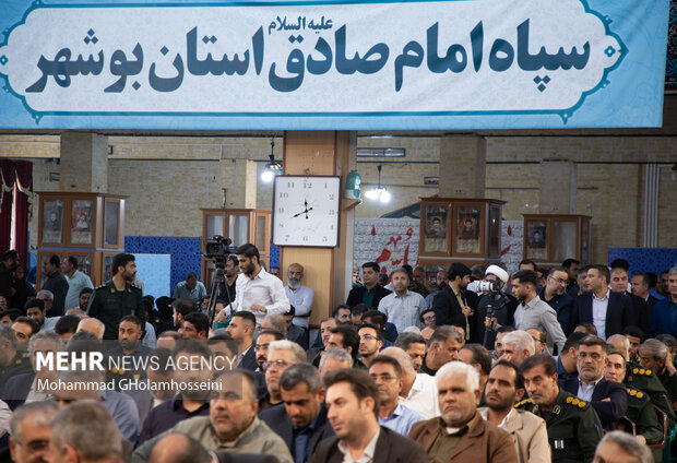 آئین تکریم و معارفه فرمانده سپاه امام صادق (ع) استان بوشهر