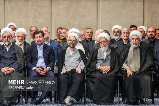 مراسم بزرگداشت شهید رئیسی و شهدای خدمت