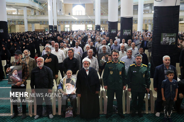 بزرگداشت شهدای خدمت در استان زنجان