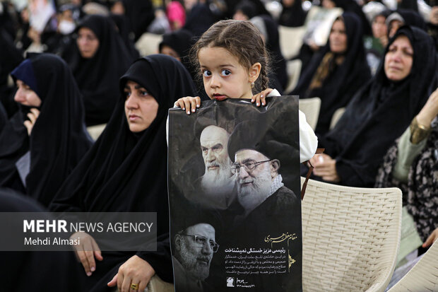 بزرگداشت شهدای خدمت در استان زنجان