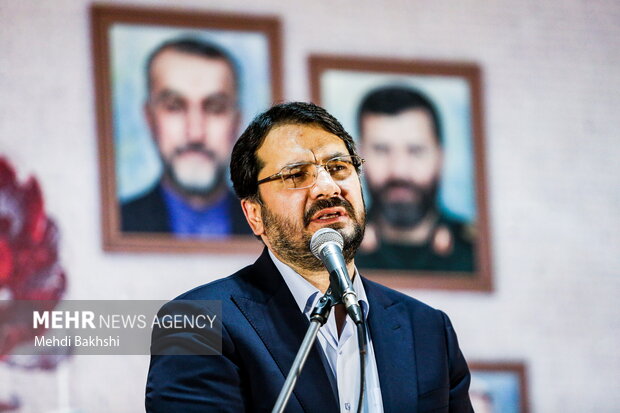 شهید رییسی همواره به‌جای بیان مشکلات به دنبال حل آن‌ها بود