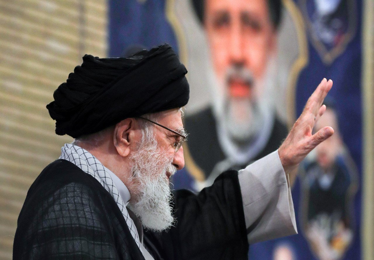 Martyr Raisi was honest and sharp: Leader
